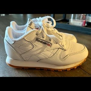 Youth Reebok Classics EUC Sz 11